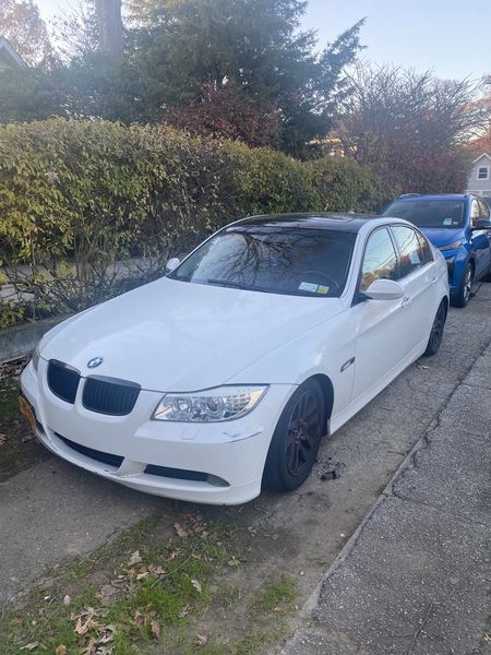 BMW 328i • 2007 • 183,000 mi 2