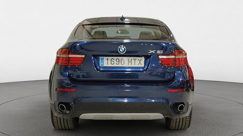 BMW X6 • 2013 • 124,000 km 11