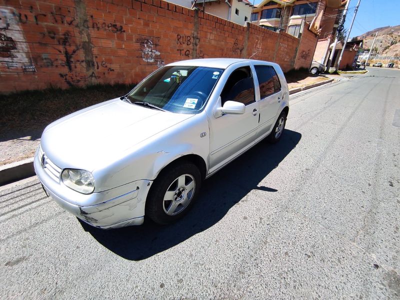 Volkswagen Golf • 2001 • 168,000 km 1