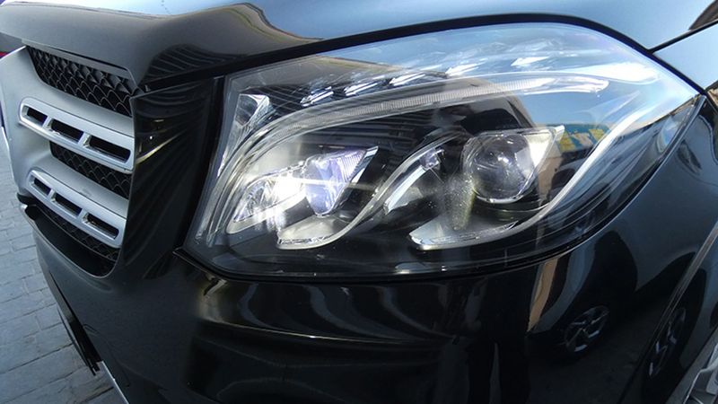 Mercedes-Benz GLS-Class • 2018 • 113,765 km 6