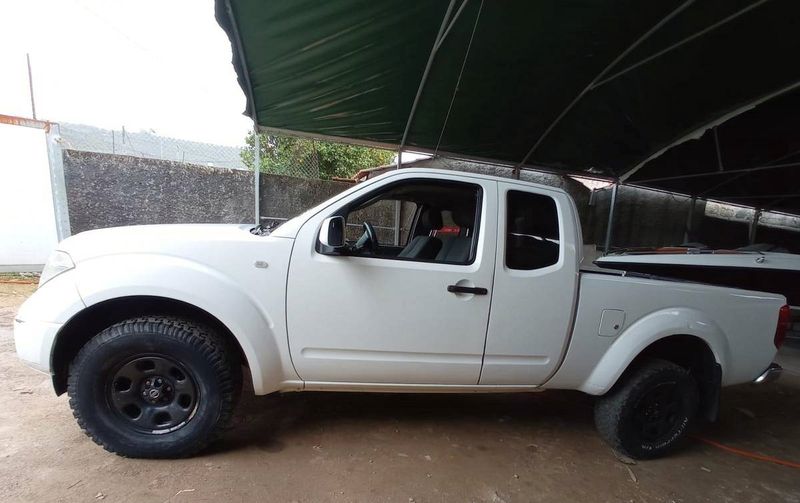 Nissan Navara • 2007 • 300,000 km 6