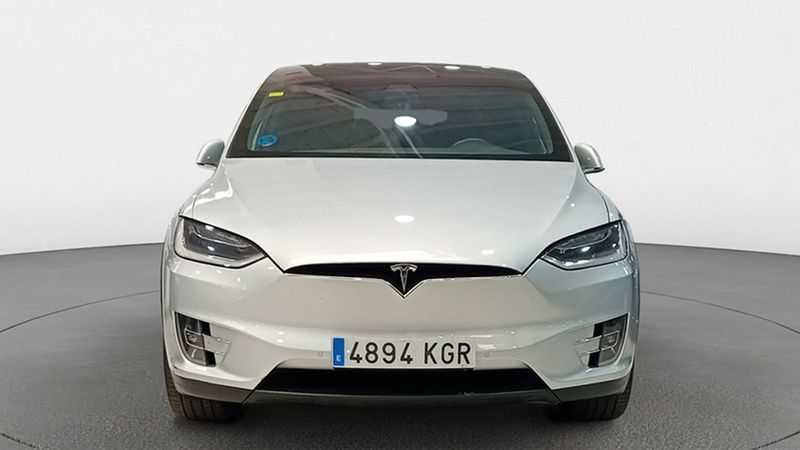Tesla Model X • 2018 • 68,016 km 8