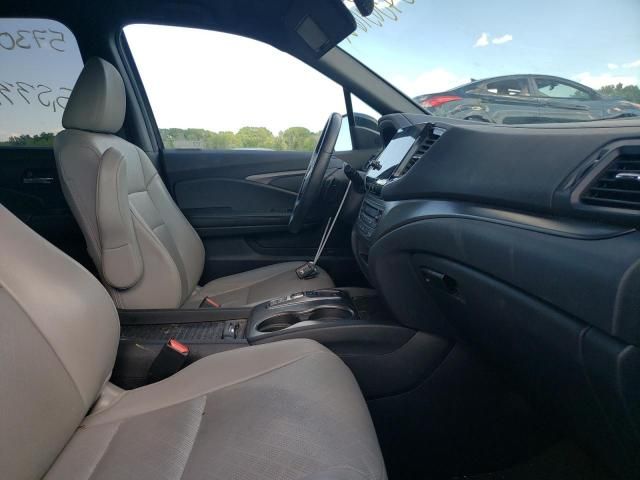 Honda Passport • 2020 • 12 km 6