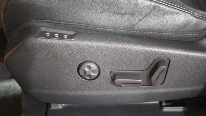 Citroën DS5 • 2019 • 72,980 km 18