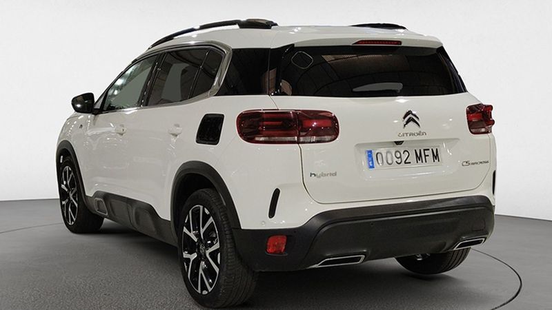 Citroën C5 • 2023 • 3,817 km 4