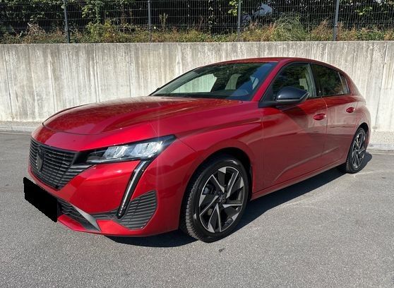 Peugeot 308 • 2024 • 8,300 km 32