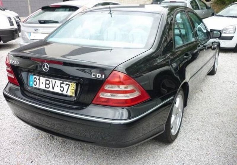 Mercedes-Benz C • 2003 • 255,800 km 2