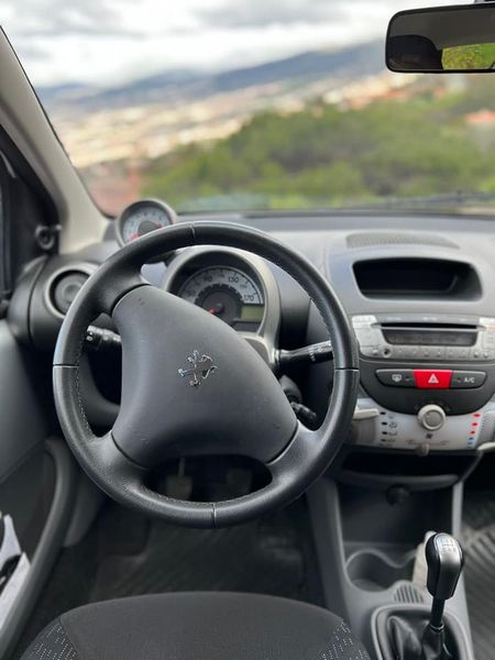 Peugeot 106 • 2011 • 51,000 km 4