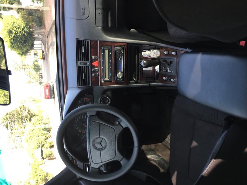 Mercedes-Benz C • 1997 • 300,000 km 3