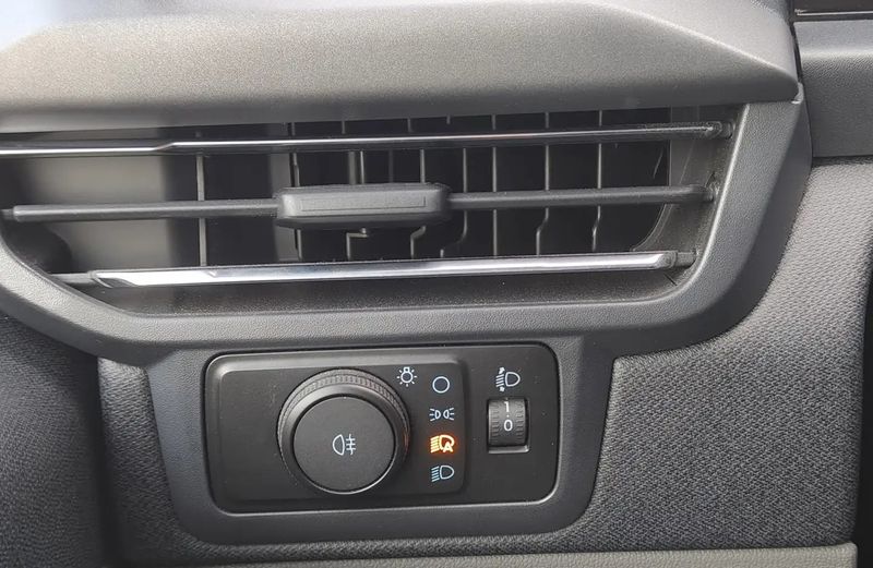 Ford Tourneo Custom • 2024 • 16,902 km 14