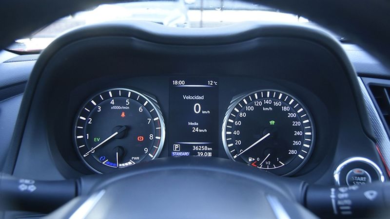 Infiniti Q50 • 2019 • 36,534 km 19