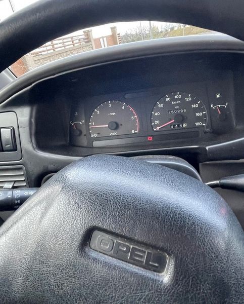 Opel Campo • 2000 • 250,000 km 3