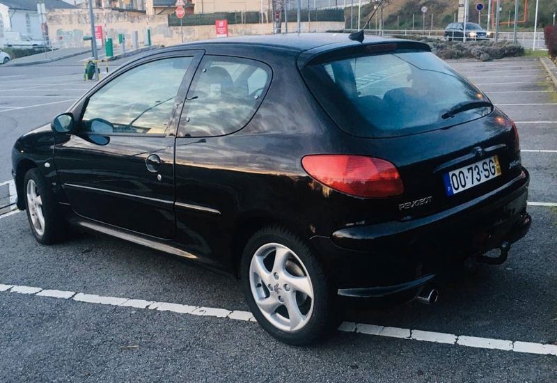 Peugeot 206 • 2001 • 190,000 km 2