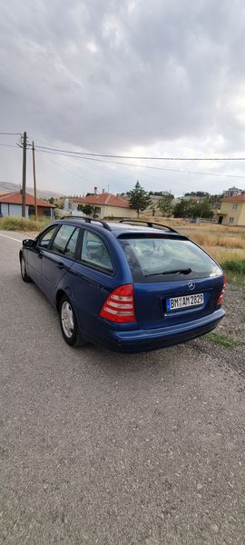 Mercedes-Benz C-Class • 2002 • 237,000 km 10