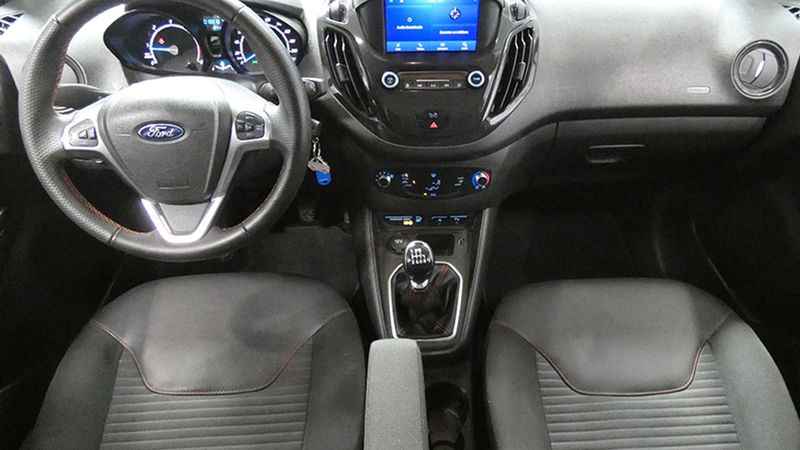 Ford Tourneo Connect • 2022 • 18,818 km 8