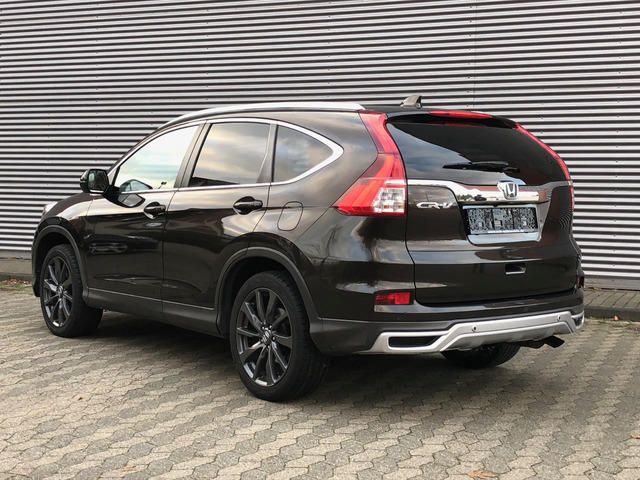 Honda CR-V • 2016 • 129,114 km 3