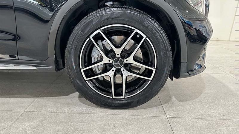 Mercedes-Benz GLC-Class Coupe • 2017 • 68,000 km 11