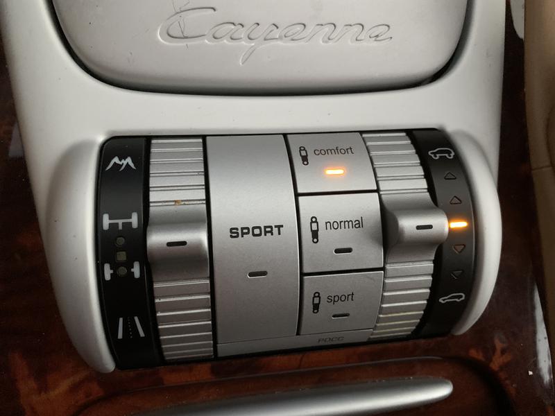 Porsche Cayenne • 2007 • 160,813 km 10