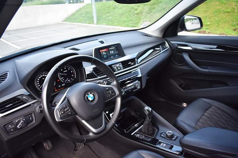 BMW X1 • 2018 • 72,000 km 5