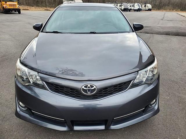 Toyota Camry • 2012 • 98,000 km 1