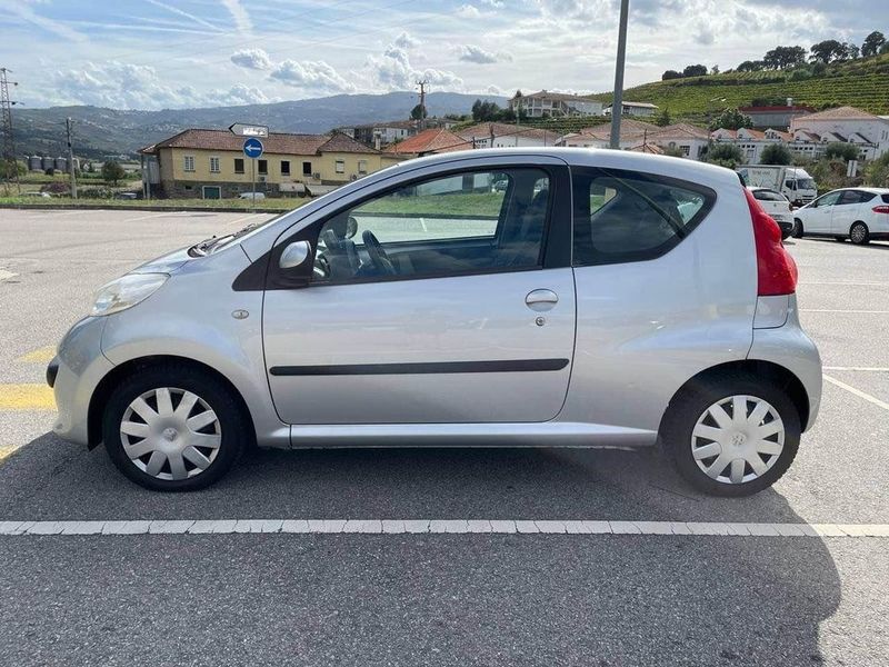 Peugeot 107 • 2006 • 153,000 km 4