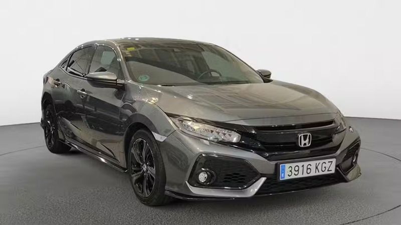 Honda Civic • 2018 • 42,804 km 4