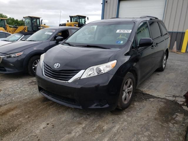 Toyota Sienna • 2012 • 10,000 mi 1