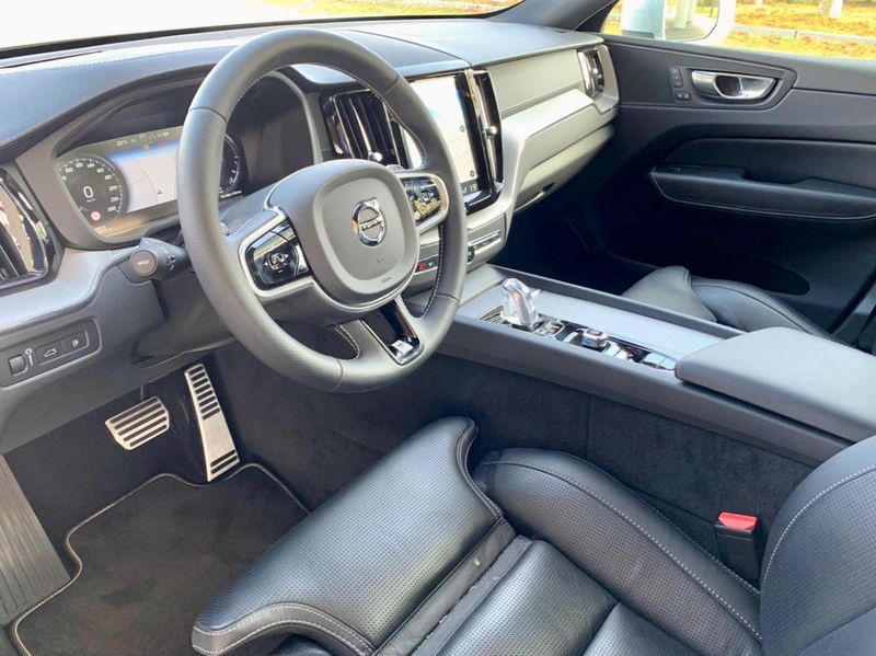 Volvo XC • 2018 • 29,990 km 11