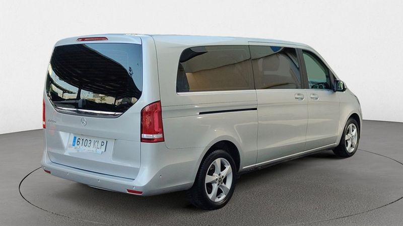 Mercedes-Benz 210 Van • 2018 • 115,422 km 5