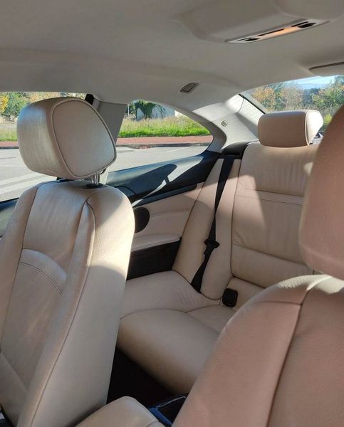 BMW 3 Series • 2011 • 153,000 km 5