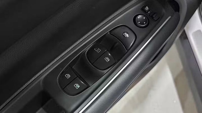 Renault Koleos • 2020 • 10,377 km 16