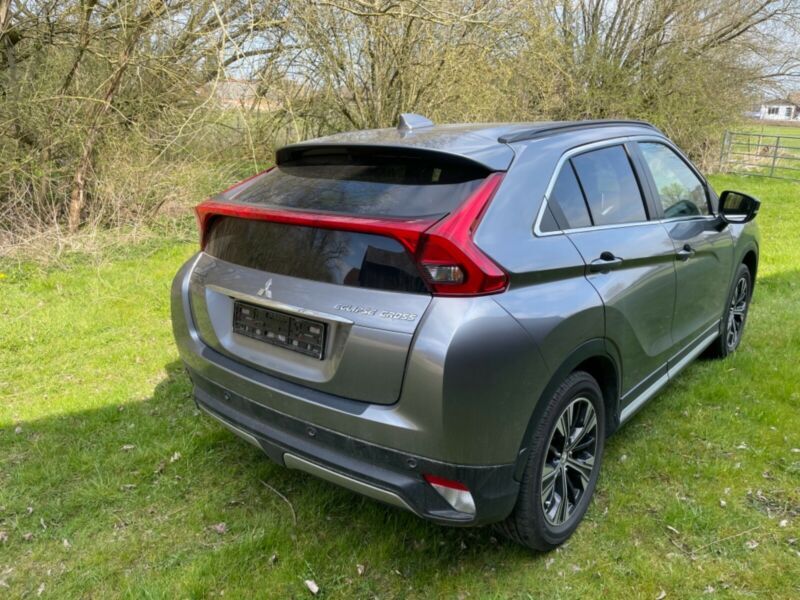 Mitsubishi Eclipse • 2019 • 55,000 km 4