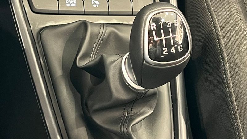 Hyundai Kona • 2023 • 21,203 km 3