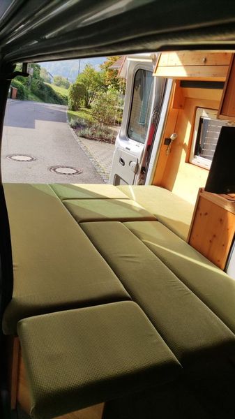 Renault Master • 2010 • 81,804 km 13