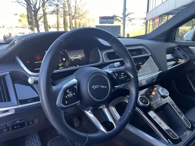 Jaguar I-PACE • 2019 • 65,000 km 7