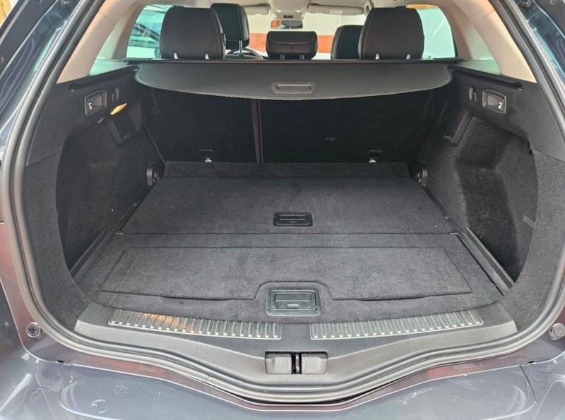 Renault Mégane • 2018 • 200,346 km 5