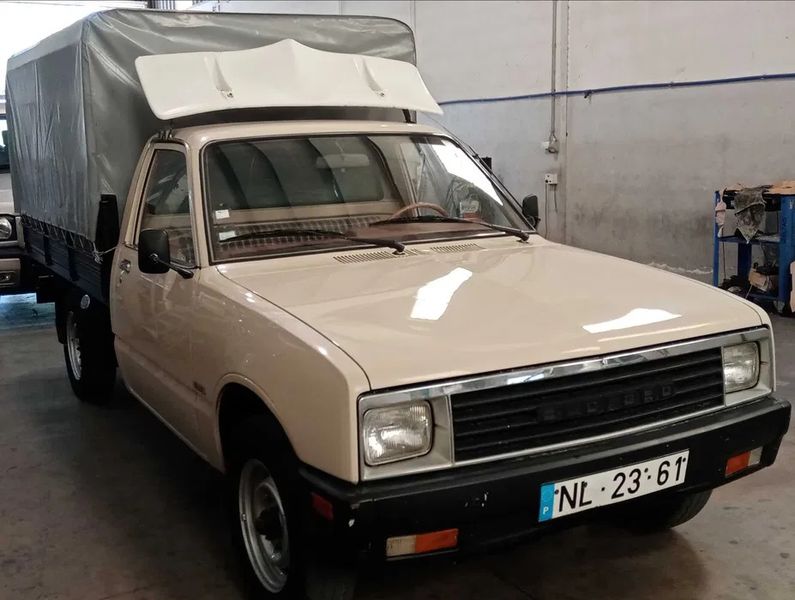 Isuzu Pickup • 1983 • 31,000 km 1