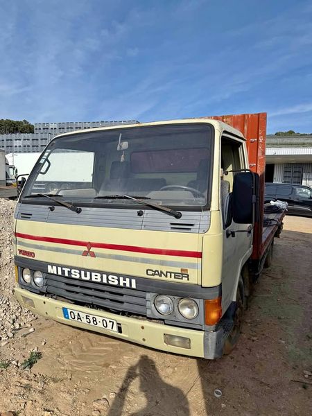 Mitsubishi Fuso canter • 1999 • 150,000 km 1