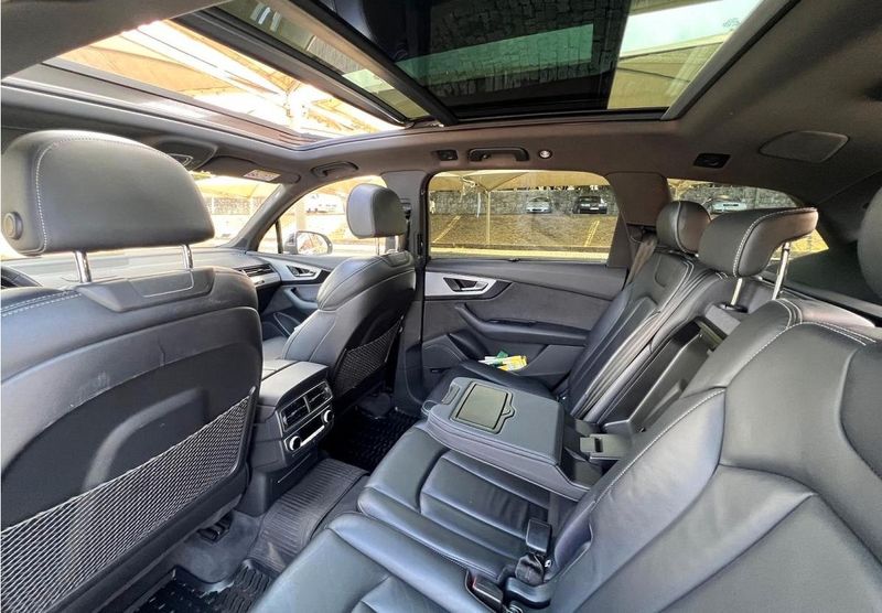 Audi Q7 • 2016 • 150,000 km 5