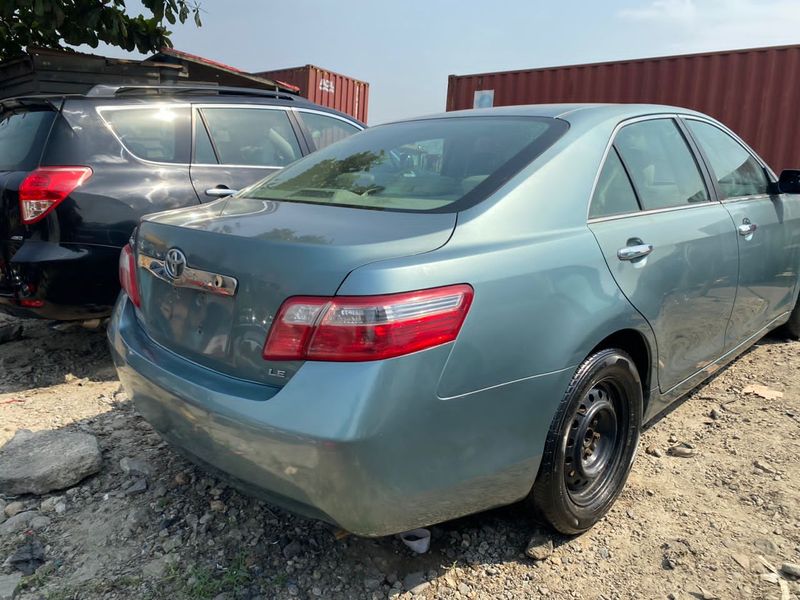 Toyota Camry • 2008 • 300,000 mi 2