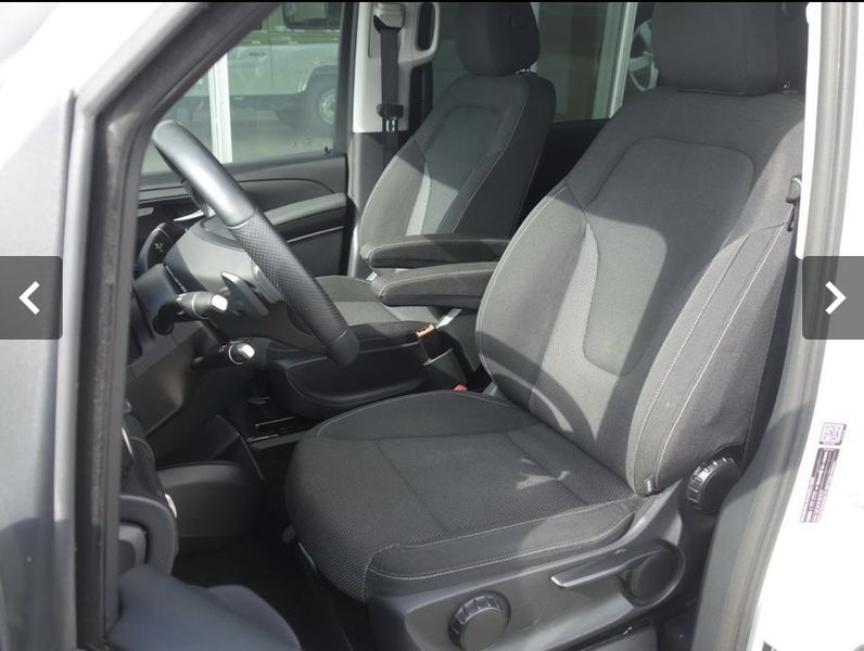 Mercedes-Benz 200 - 300 • 2019 • 220 km 9