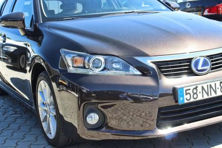 Lexus CT • 2013 • 106,000 km 3