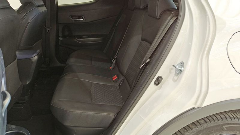 Toyota C-HR • 2021 • 34,243 km 8