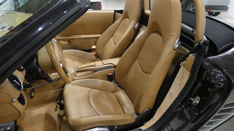 Porsche Boxster • 2006 • 123,164 km 6