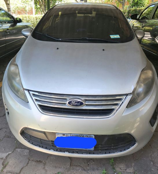 Ford Fiesta • 2012 • 120,000 km 2