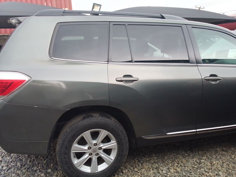 Toyota Highlander • 2013 • 107,000 km 6