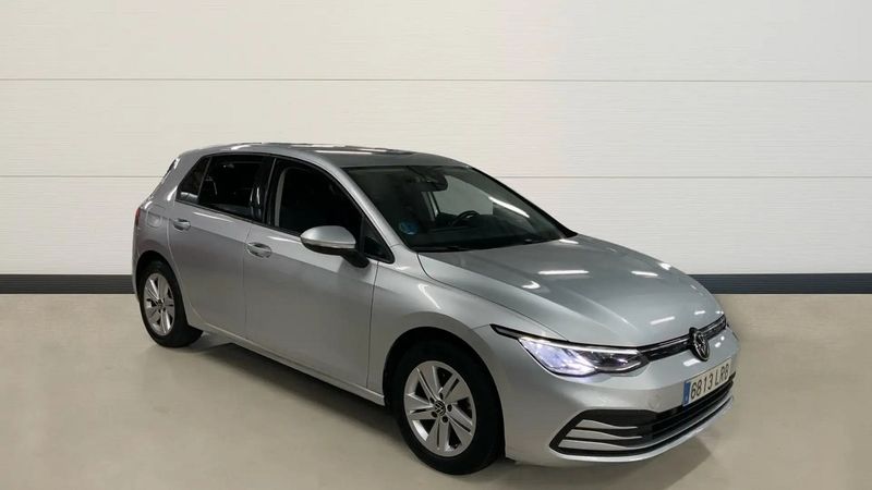 Volkswagen Golf • 2021 • 64,700 km 4