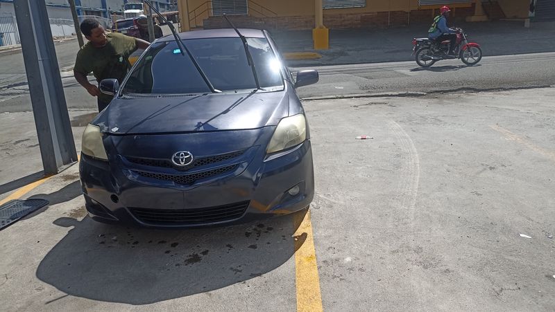 Toyota Yaris • 2007 • 170,000 km 1