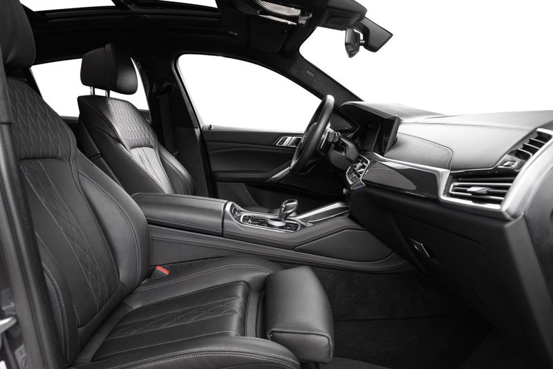 BMW X6 • 2020 • 55,000 km 35