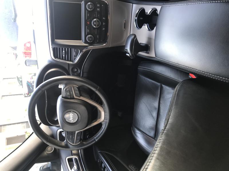 Jeep Grand Cherokee • 2014 • 75,000 km 3